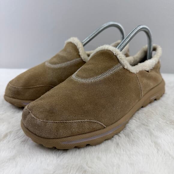 Skechers Go Walk Faux Fur Slip-On Women’s Size 8.5 Tan - Picture 1 of 8